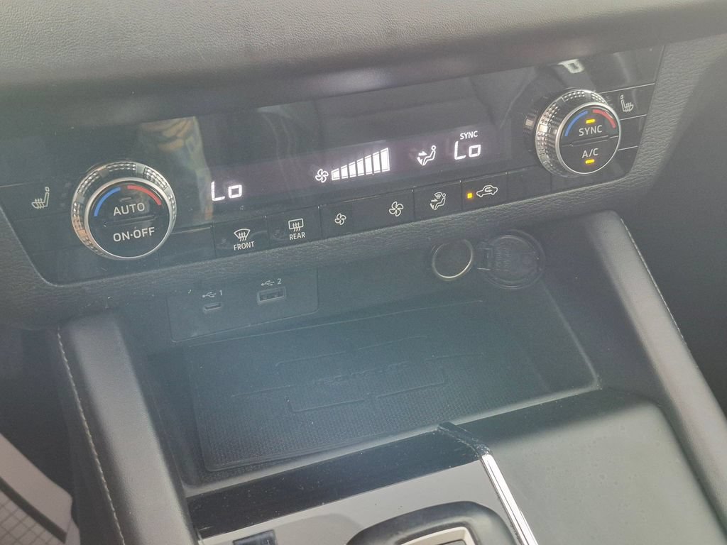 Used 2023 Mitsubishi Outlander SE FWD image 21