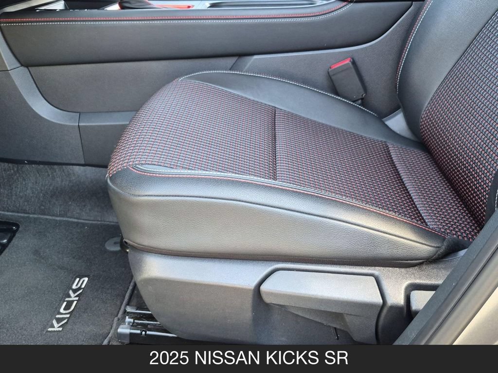 Certified 2025 Nissan Kicks SR FWD image 15