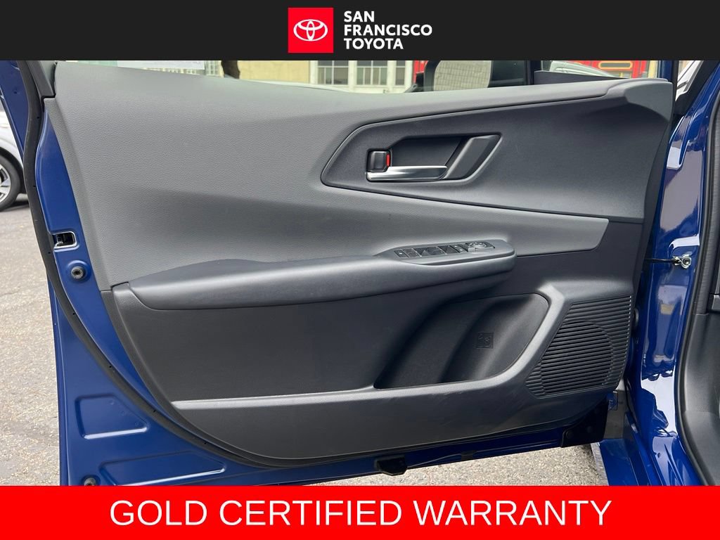 Certified 2025 Toyota Prius XLE FWD image 37