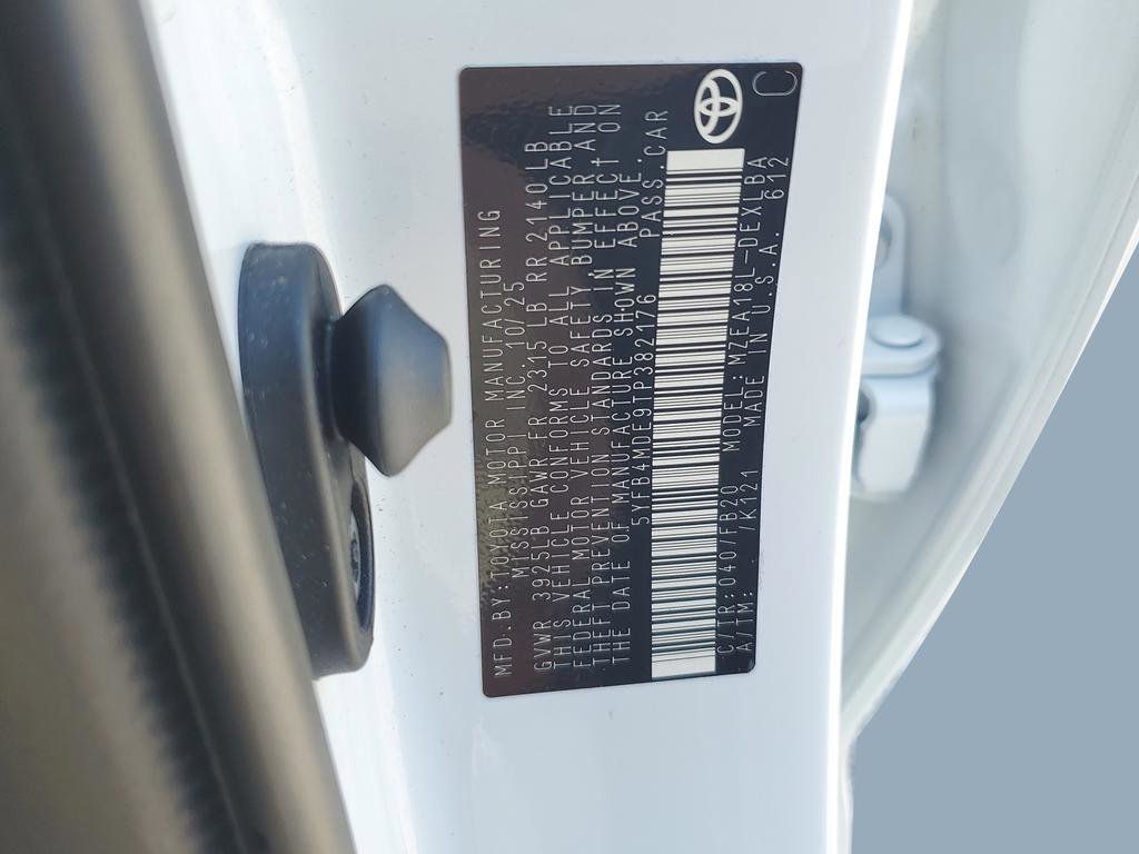 Used 2026 Toyota Corolla LE FWD image 25