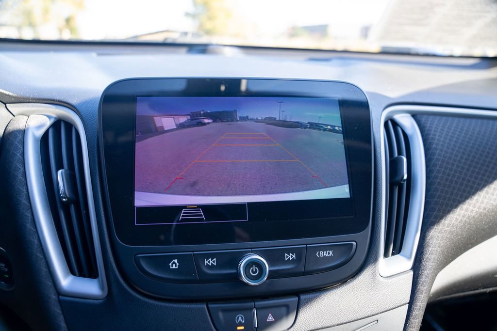 Used 2022 Chevrolet Malibu RS image 28