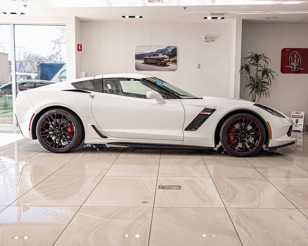 Used 2019 Chevrolet Corvette Z06 w/ Battery Protection Package image 10