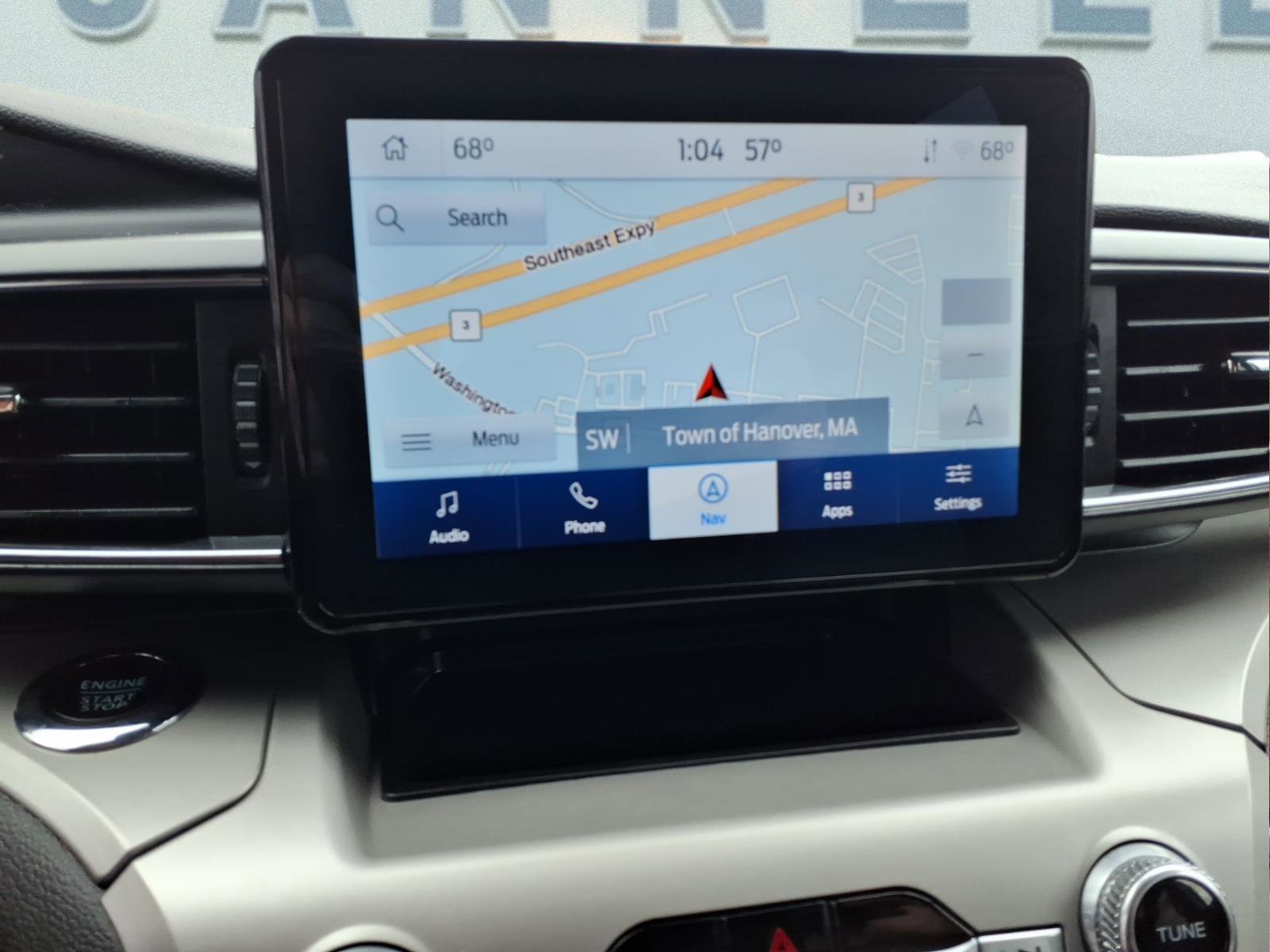 Used 2022 Ford Explorer XLT w/ Equipment Group 202A image 19