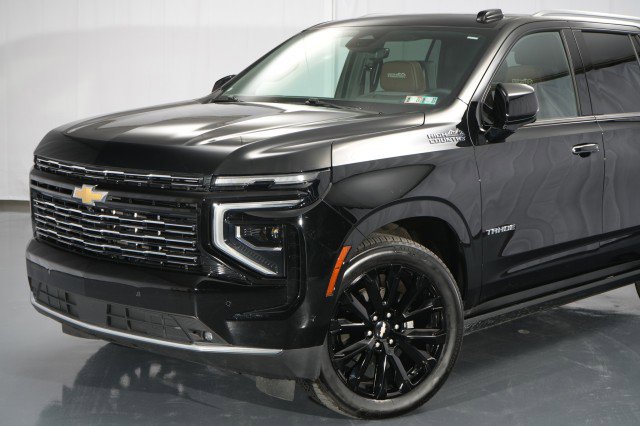 Used 2025 Chevrolet Tahoe High Country image 5