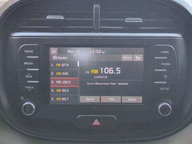 Used 2020 Kia Soul LX FWD image 18