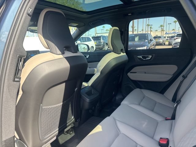 New 2026 Volvo XC60 B5 Plus w/ Protection Package Premier AWD/4WD image 22
