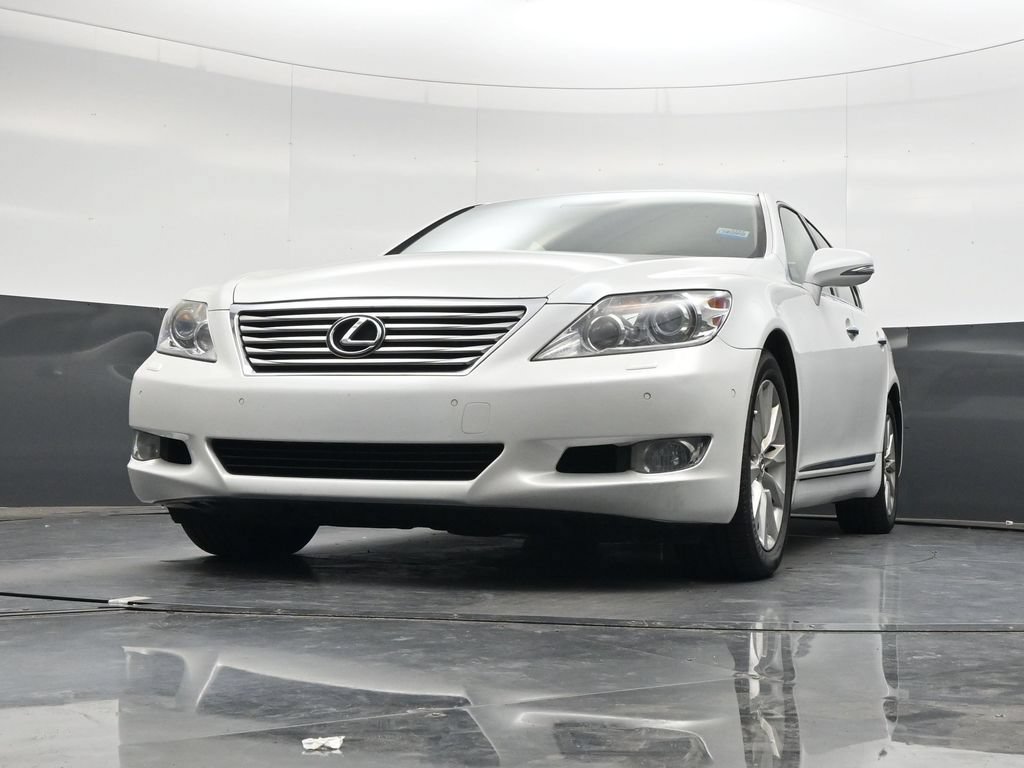 Used 2011 Lexus LS 460 AWD w/ Comfort Pkg image 26