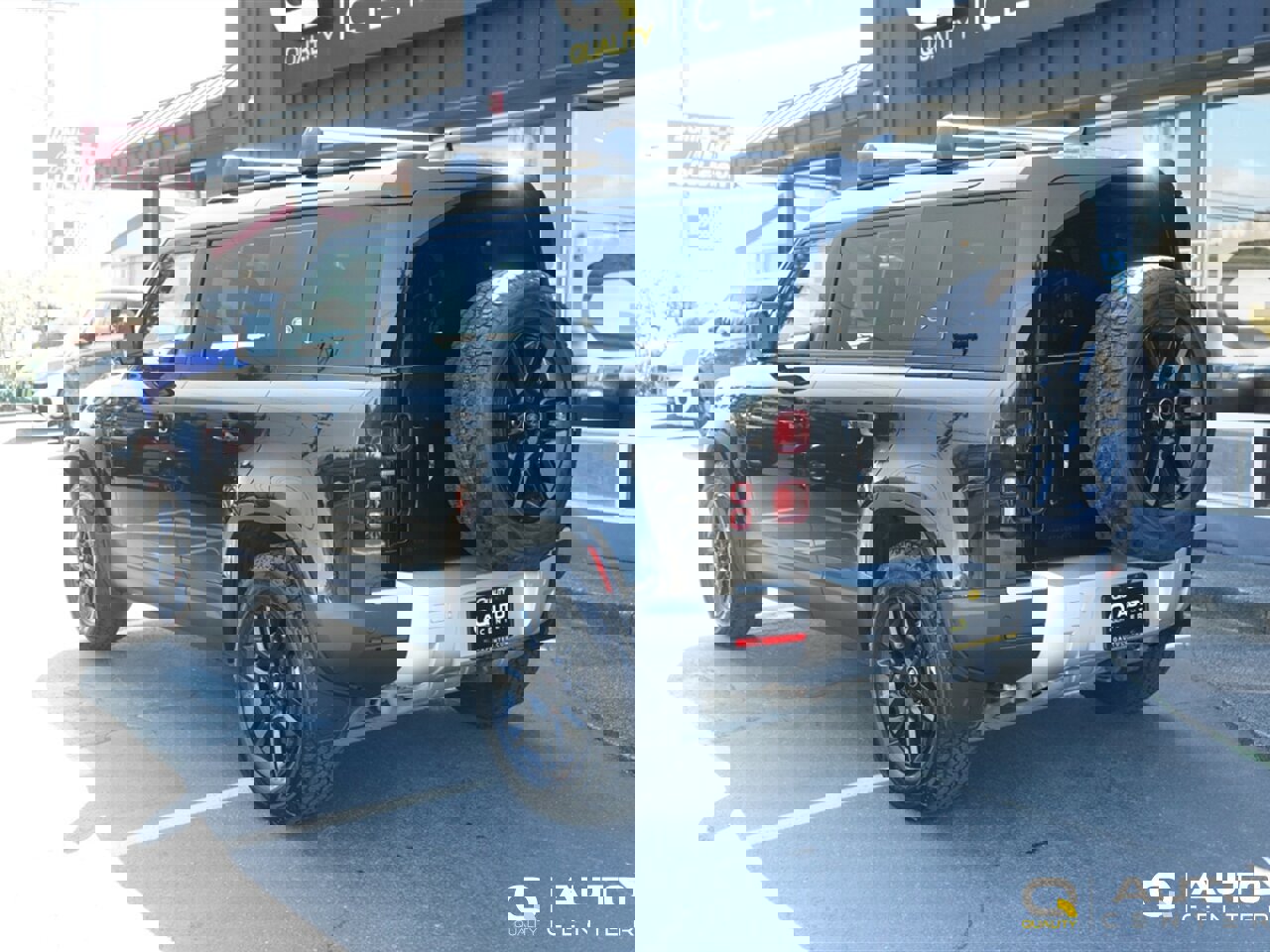 Used 2024 Land Rover Defender 110 S image 7