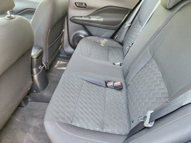 Used 2022 Nissan Kicks S image 21