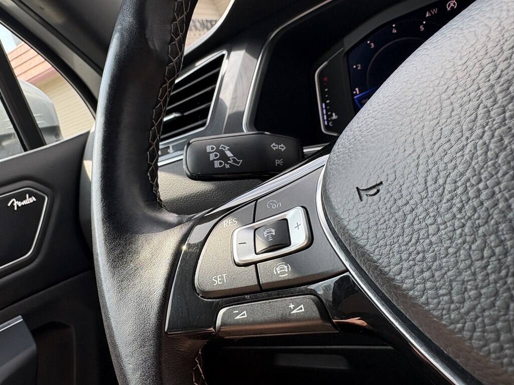 Used 2019 Volkswagen Tiguan S AWD/4WD image 17