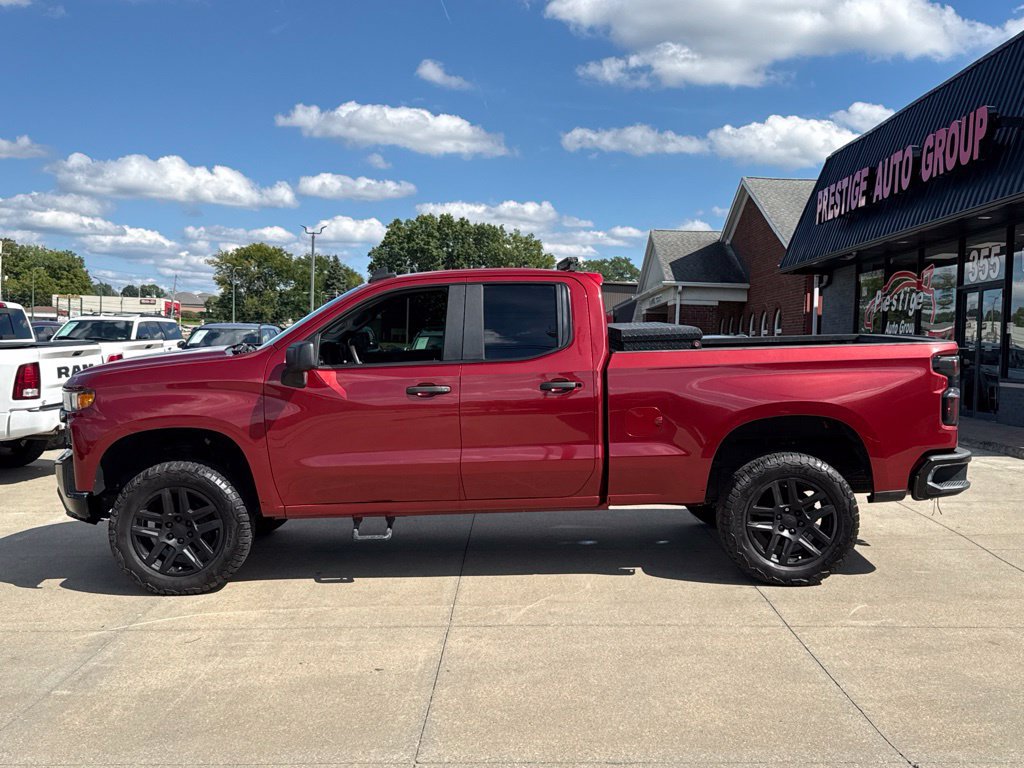 Used 2019 Chevrolet Silverado 1500 Custom Trail Boss w/ Custom Convenience Package AWD/4WD image 3