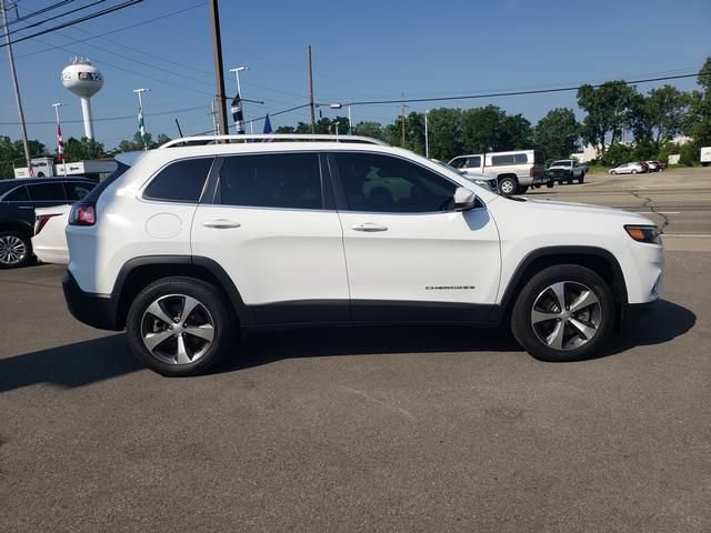Used 2020 Jeep Cherokee Limited AWD/4WD image 2