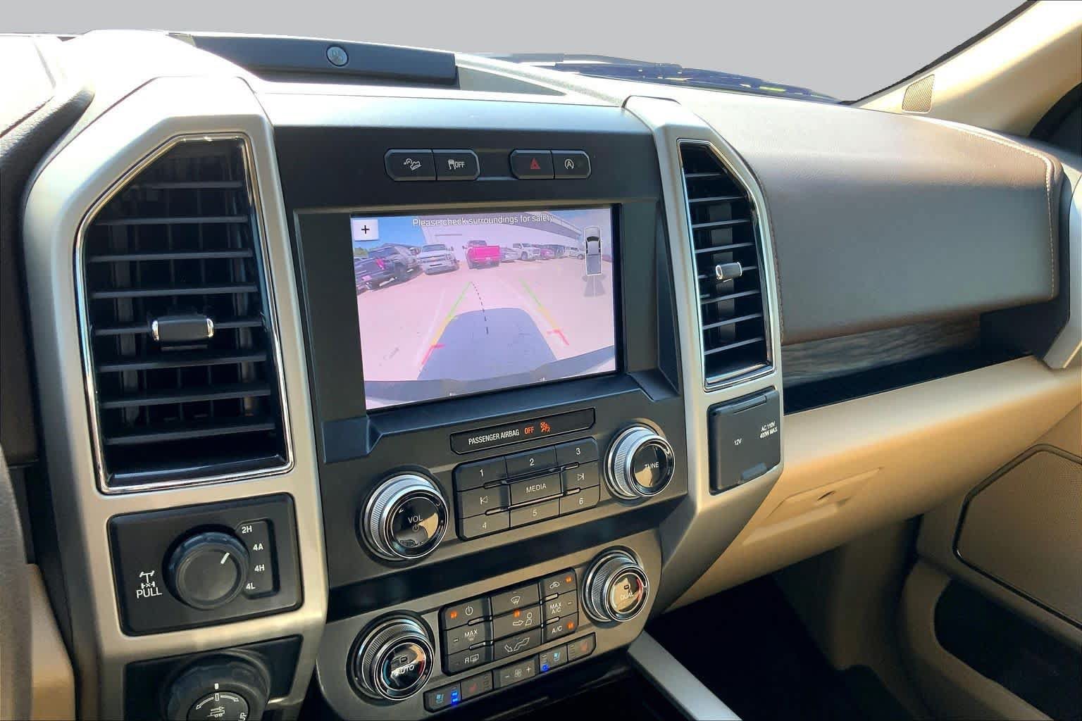 Used 2019 Ford F150 Lariat w/ Equipment Group 502A Luxury AWD/4WD image 27