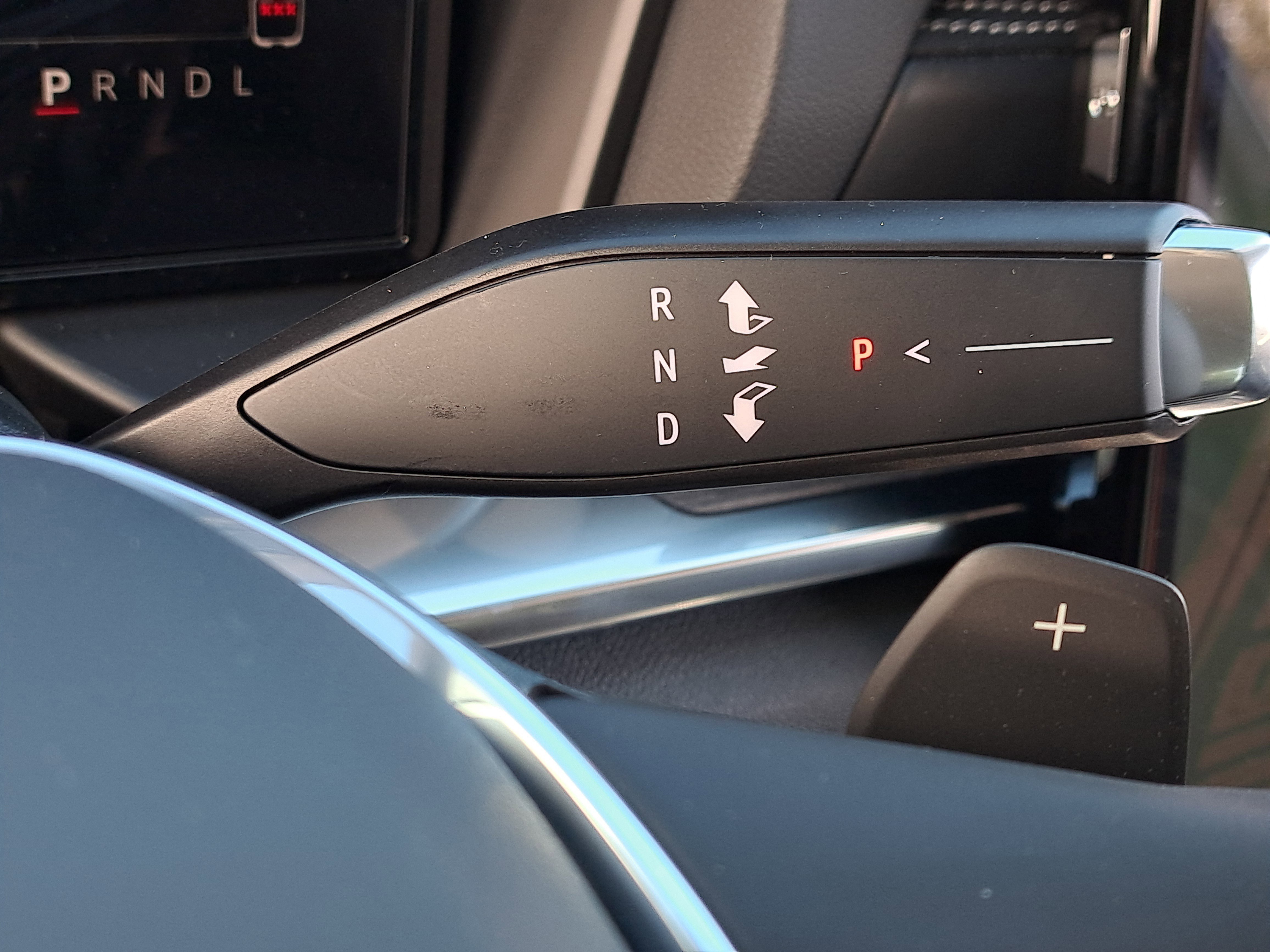 New 2026 GMC Terrain Denali w/ LPO, Black Badging Package image 32