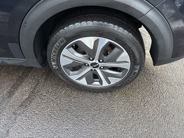 Used 2022 Kia Niro EX w/ Cold Weather Package image 43