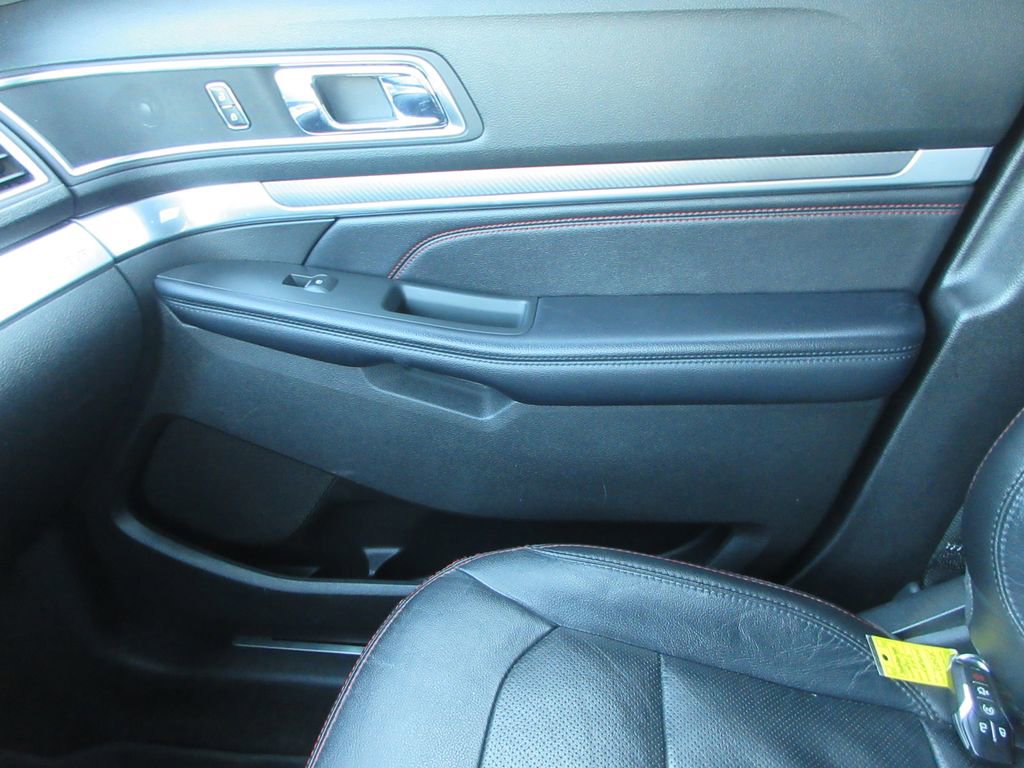 Used 2017 Ford Explorer Sport w/ Equipment Group 401A image 37