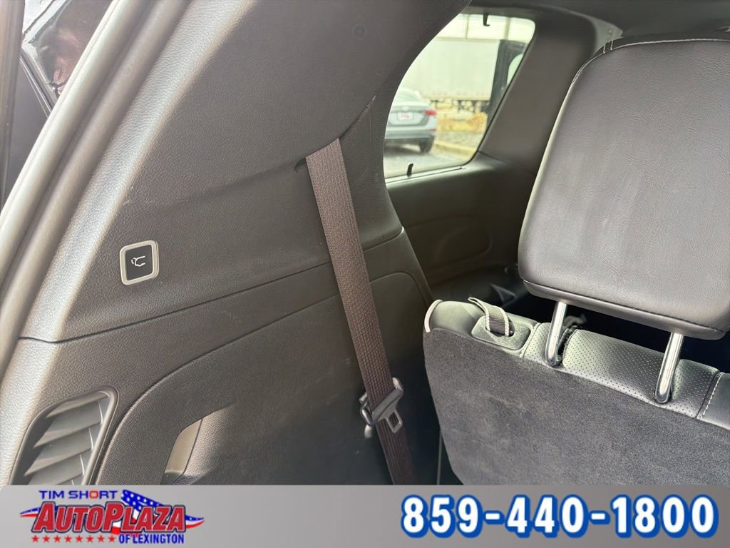 Used 2025 Chrysler Pacifica Limited FWD image 28