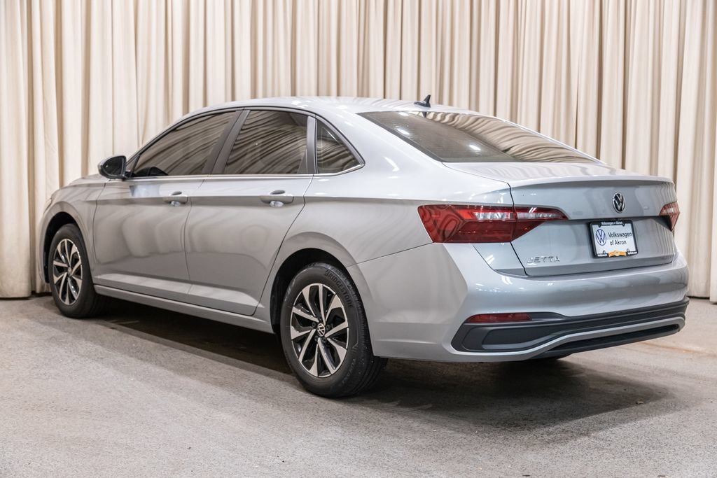 Used 2023 Volkswagen Jetta S FWD image 5