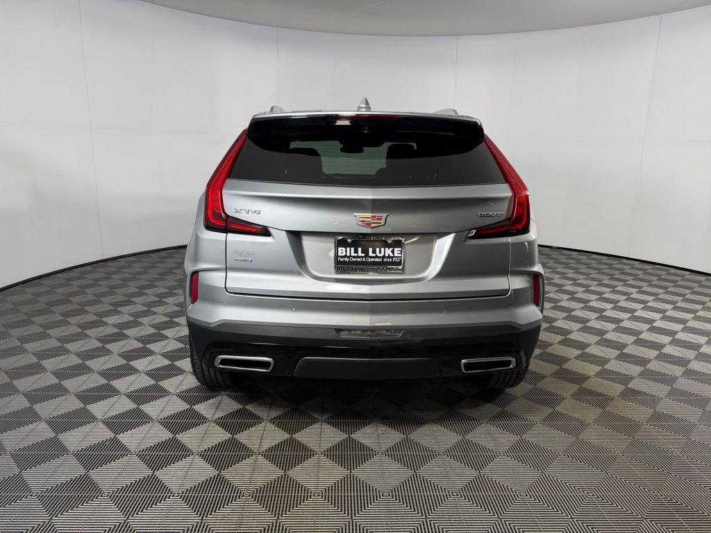 Used 2024 Cadillac XT4 Premium Luxury image 7