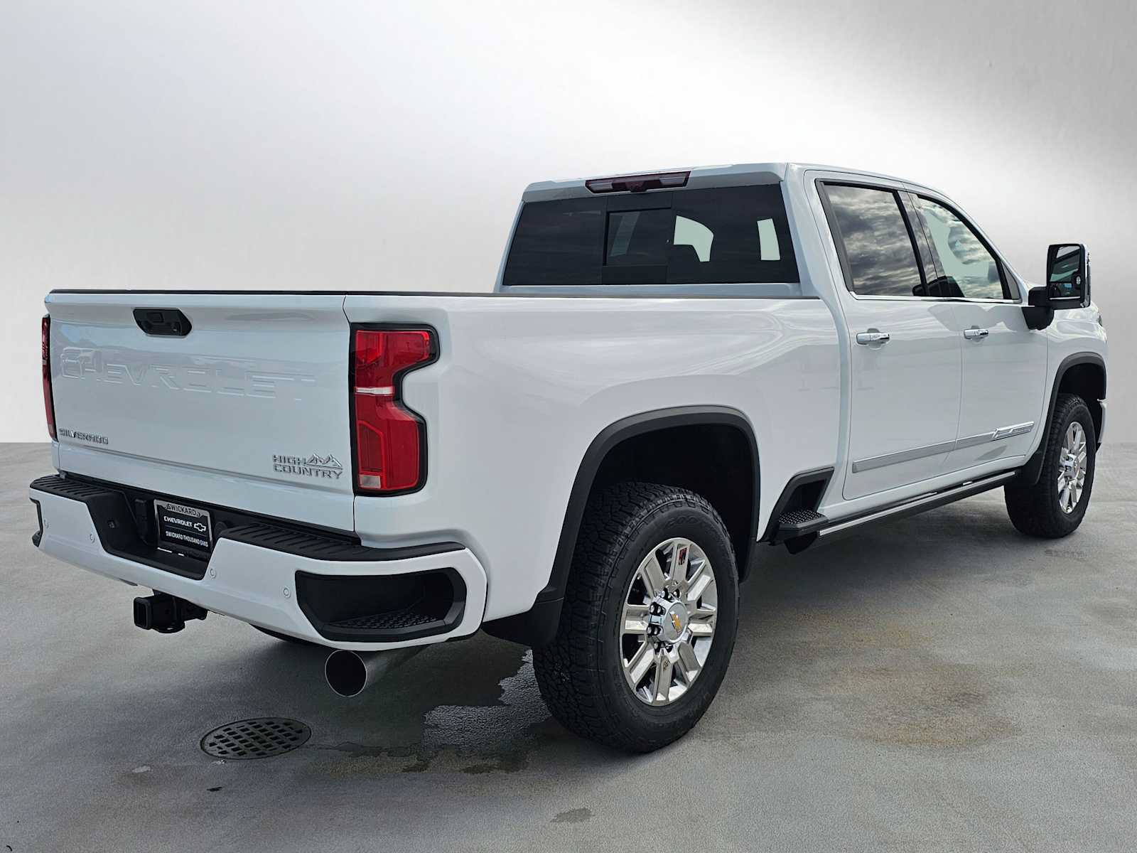 New 2026 Chevrolet Silverado 2500 High Country w/ Technology Package AWD/4WD image 3