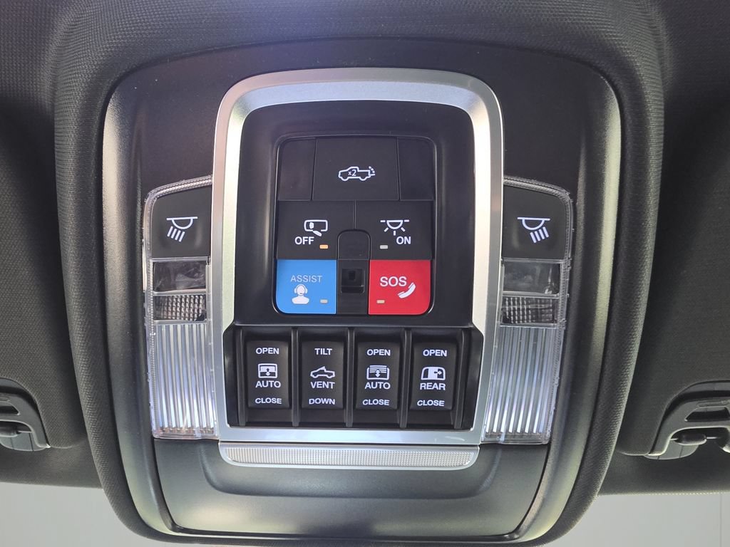 New 2027 RAM 1500 Laramie w/ Night Edition AWD/4WD image 31