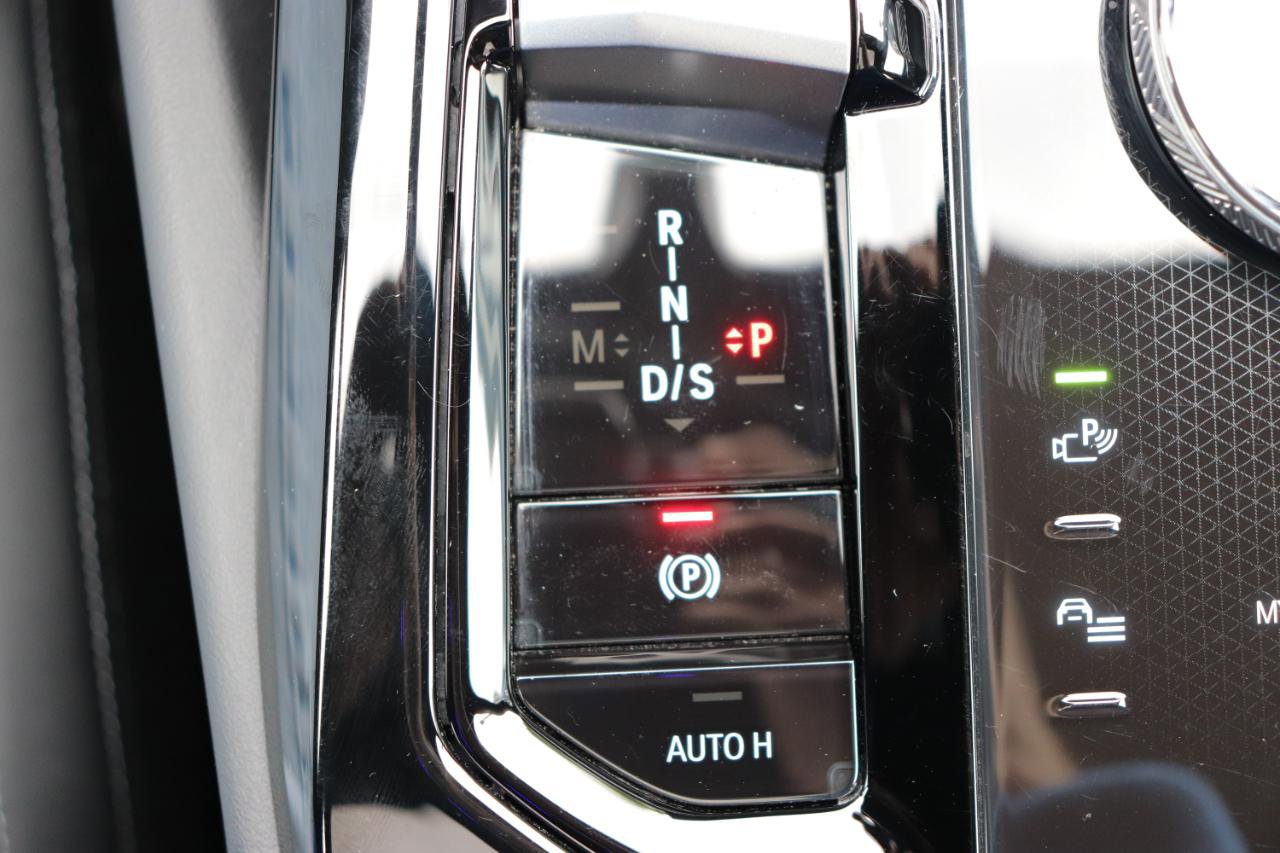 Used 2026 BMW 530i xDrive AWD/4WD image 45