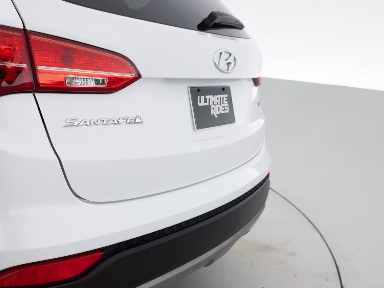 Used 2016 Hyundai Santa Fe Sport FWD image 16