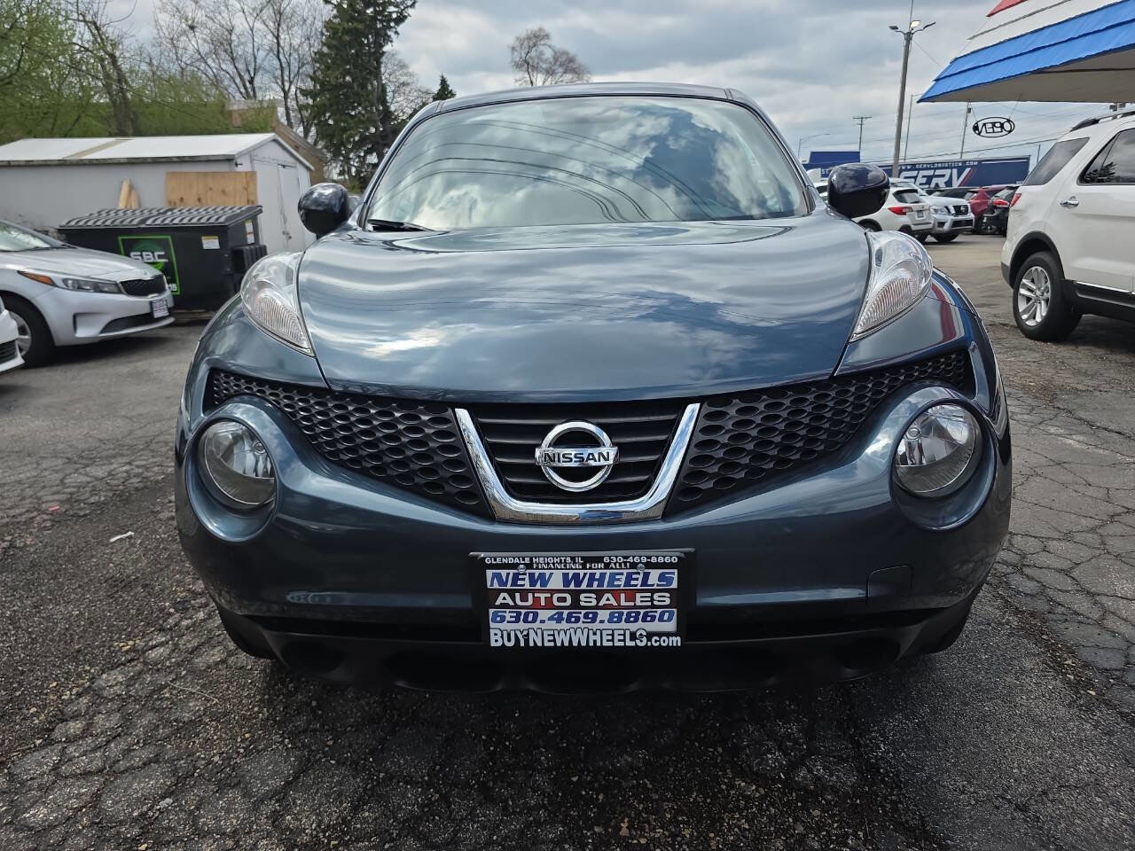 Used 2013 Nissan Juke SV w/ Midnight Edition image 4