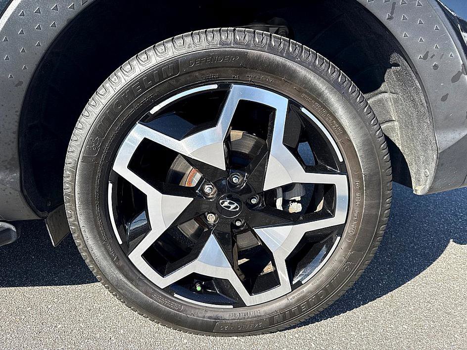 Used 2023 Hyundai Santa Cruz Limited image 8