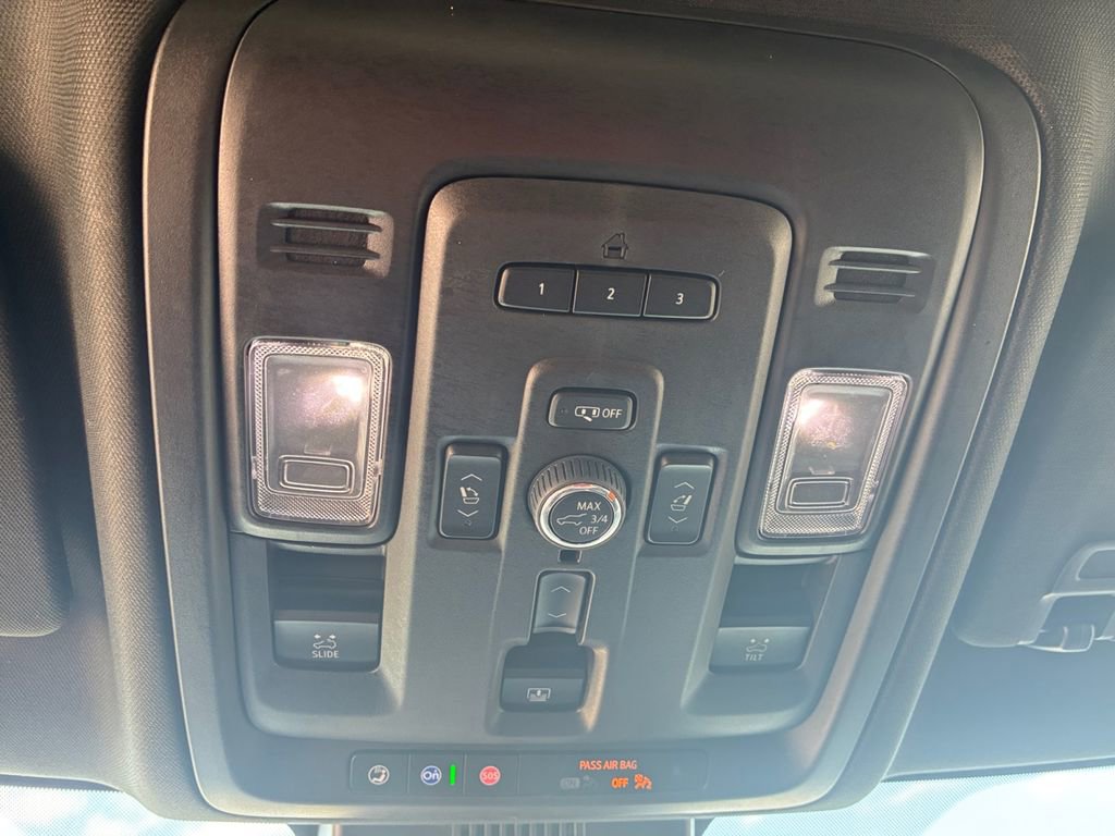 Used 2024 GMC Yukon Denali image 12