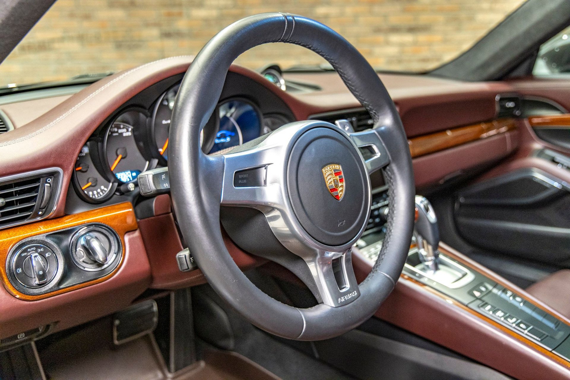 Used 2015 Porsche 911 4 Coupe image 35
