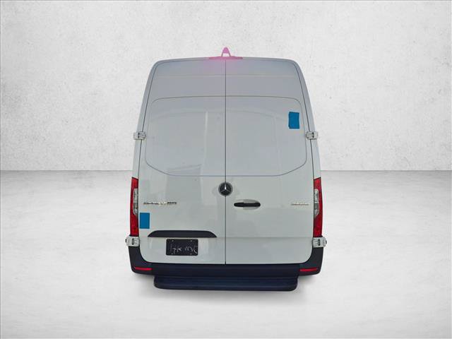 Used 2024 Mercedes-Benz Sprinter 2500 image 6