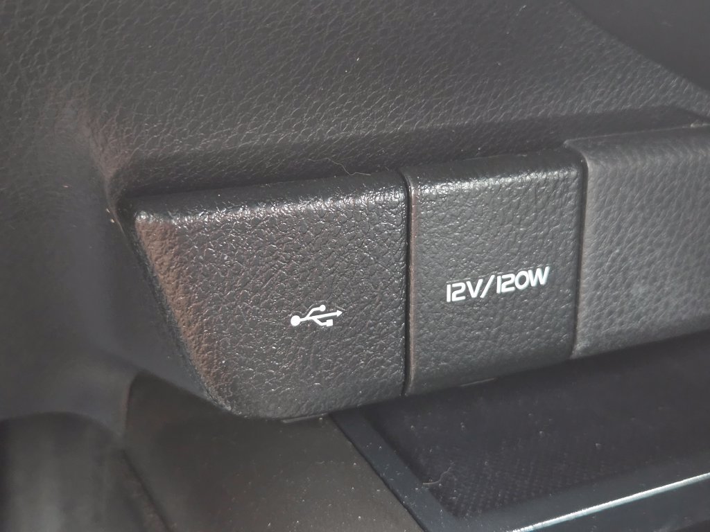 Used 2023 Toyota Camry SE FWD image 28