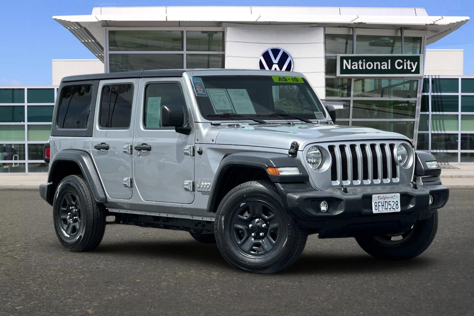 Used 2018 Jeep Wrangler Unlimited Sport AWD/4WD image 2