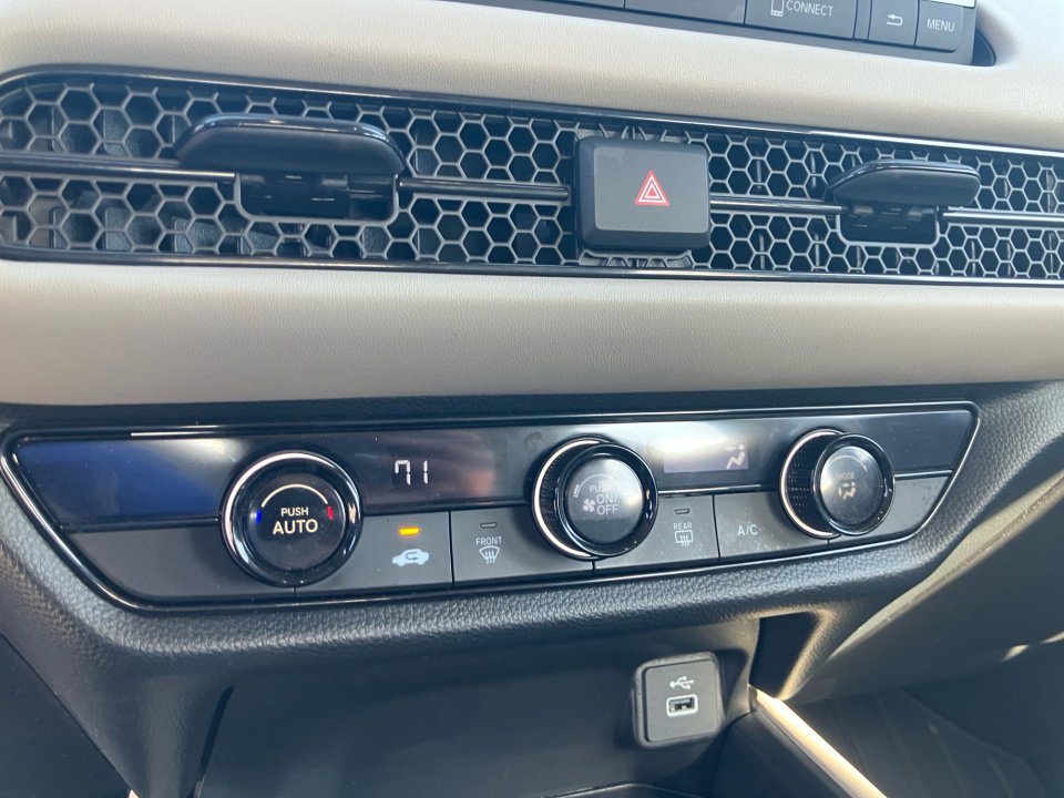 Certified 2023 Honda HR-V LX image 18