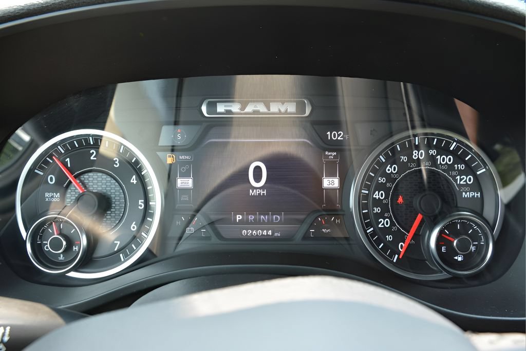Used 2023 RAM 1500 Laramie AWD/4WD image 25