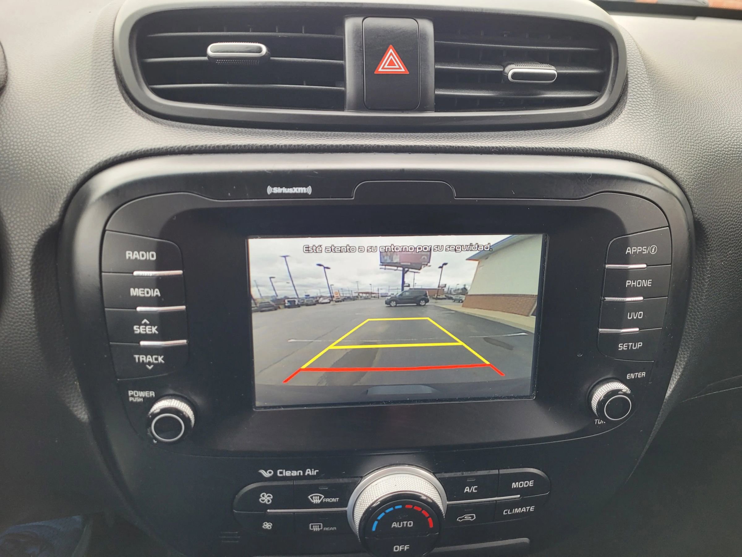 Used 2018 Kia Soul + image 27