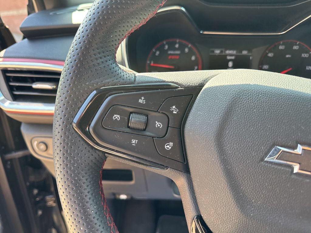 Used 2023 Chevrolet TrailBlazer RS AWD/4WD image 15