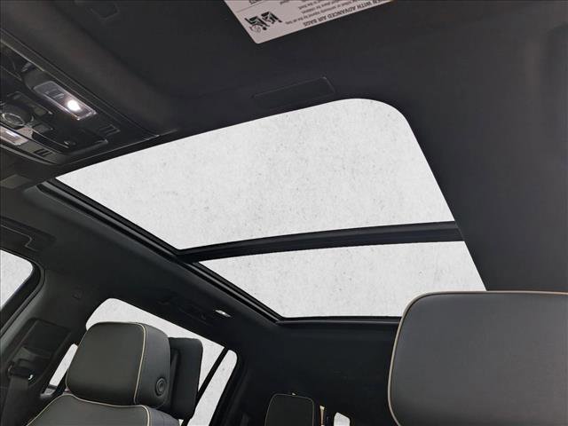 New 2026 GMC Yukon XL Elevation w/ Elevation Premium Package AWD/4WD image 16