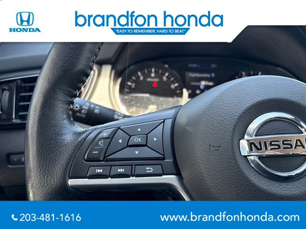 Used 2022 Nissan Rogue Sport SV AWD/4WD image 14