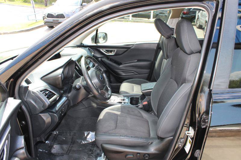 Used 2022 Subaru Forester Premium AWD/4WD image 9