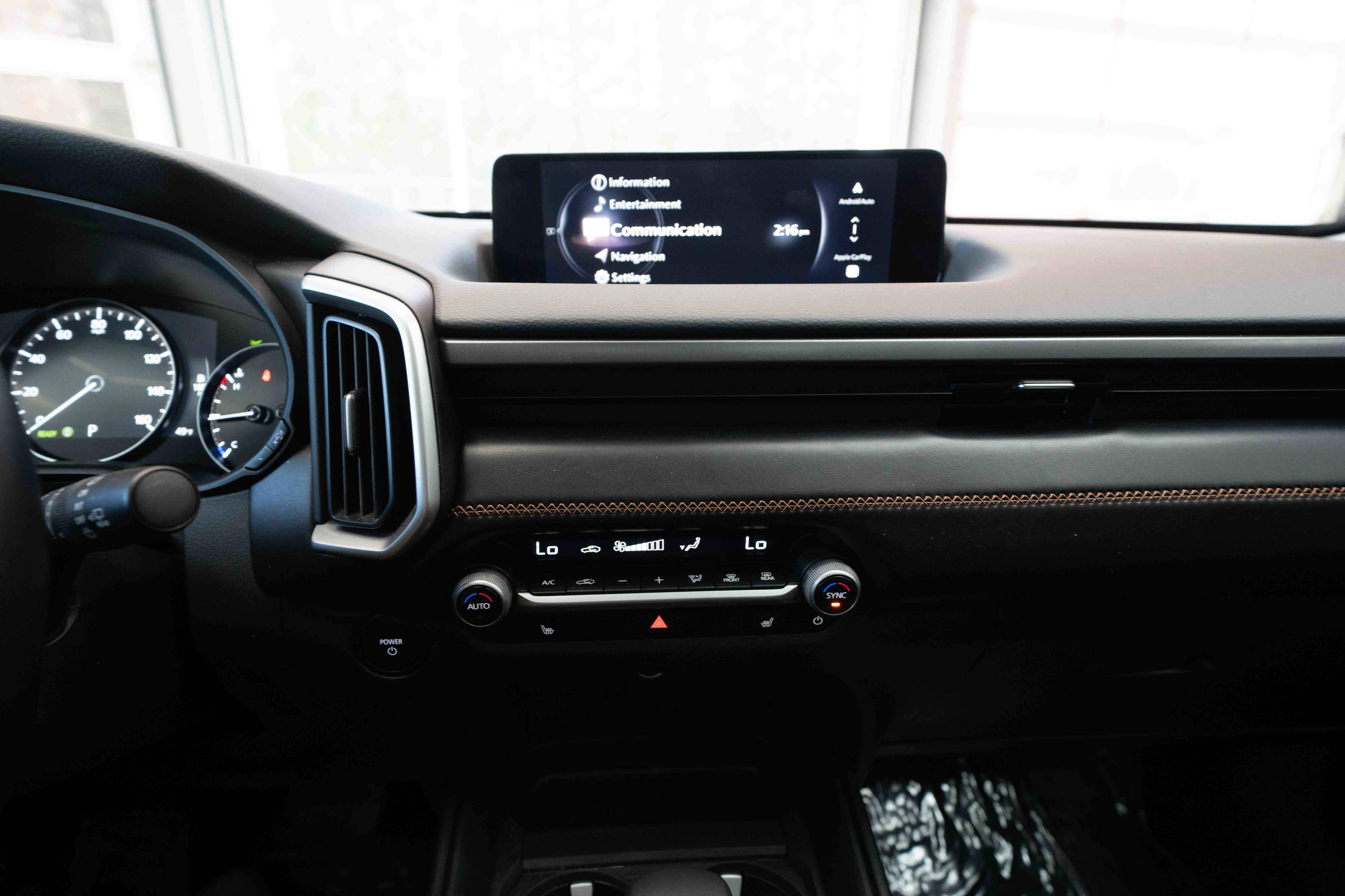 Used 2025 MAZDA CX-50 AWD 2.5 Hybrid w/ Premium Pkg image 17