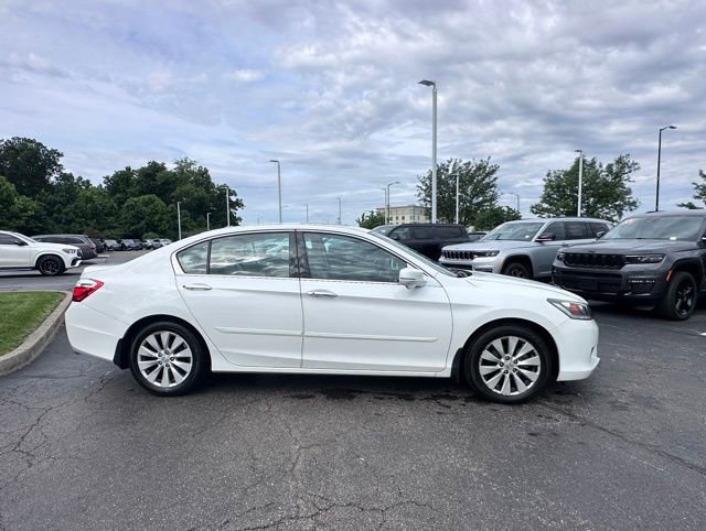 Used 2015 Honda Accord EX-L image 12