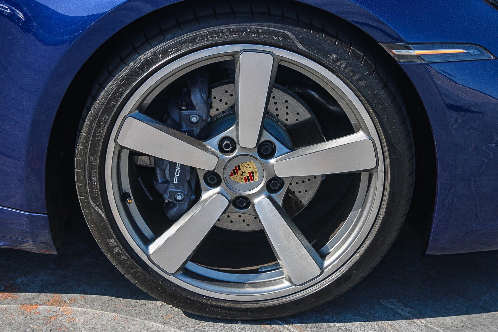 Used 2023 Porsche 911 Carrera T RWD image 12