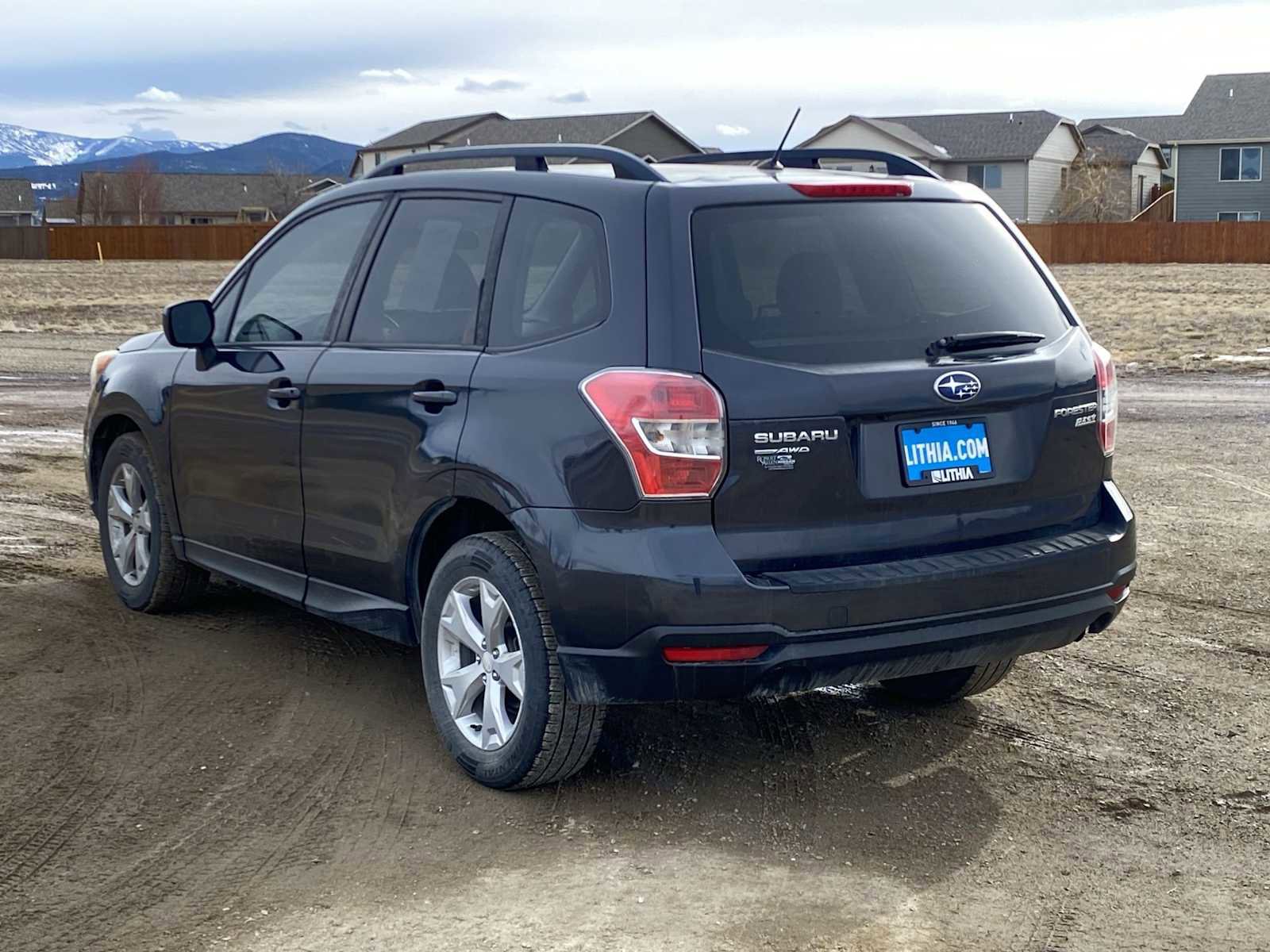 Used 2015 Subaru Forester 2.5i Premium w/ All-Weather Package image 12