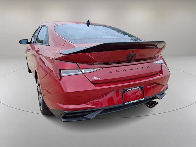 Certified 2023 Hyundai Elantra SEL w/ Convenience Package FWD image 8