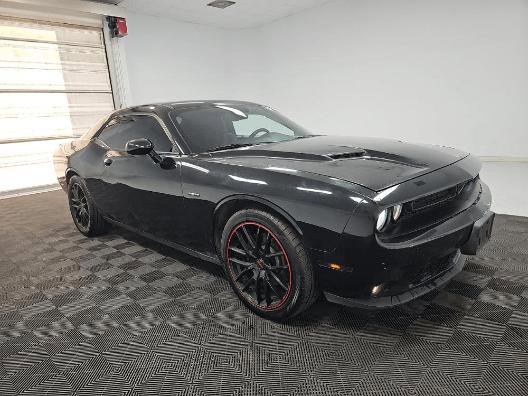 Used 2016 Dodge Challenger R/T image 22