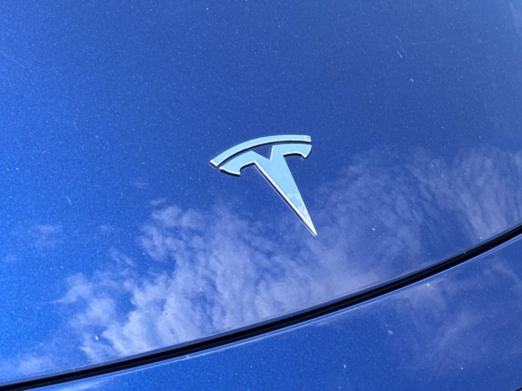 Used 2023 Tesla Model Y Long Range AWD/4WD image 7