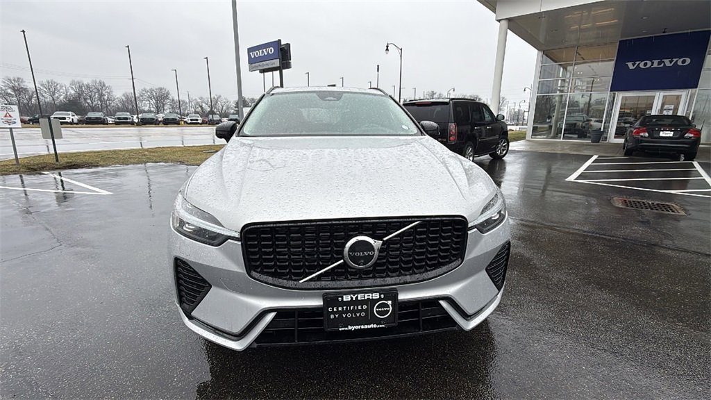 Certified 2025 Volvo XC60 B5 Plus image 33