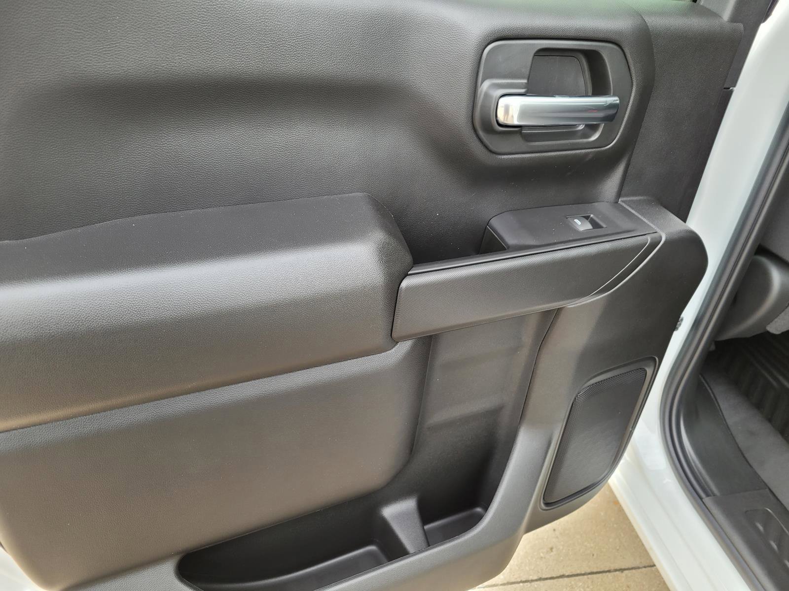 New 2026 Chevrolet Silverado 1500 Custom AWD/4WD image 7